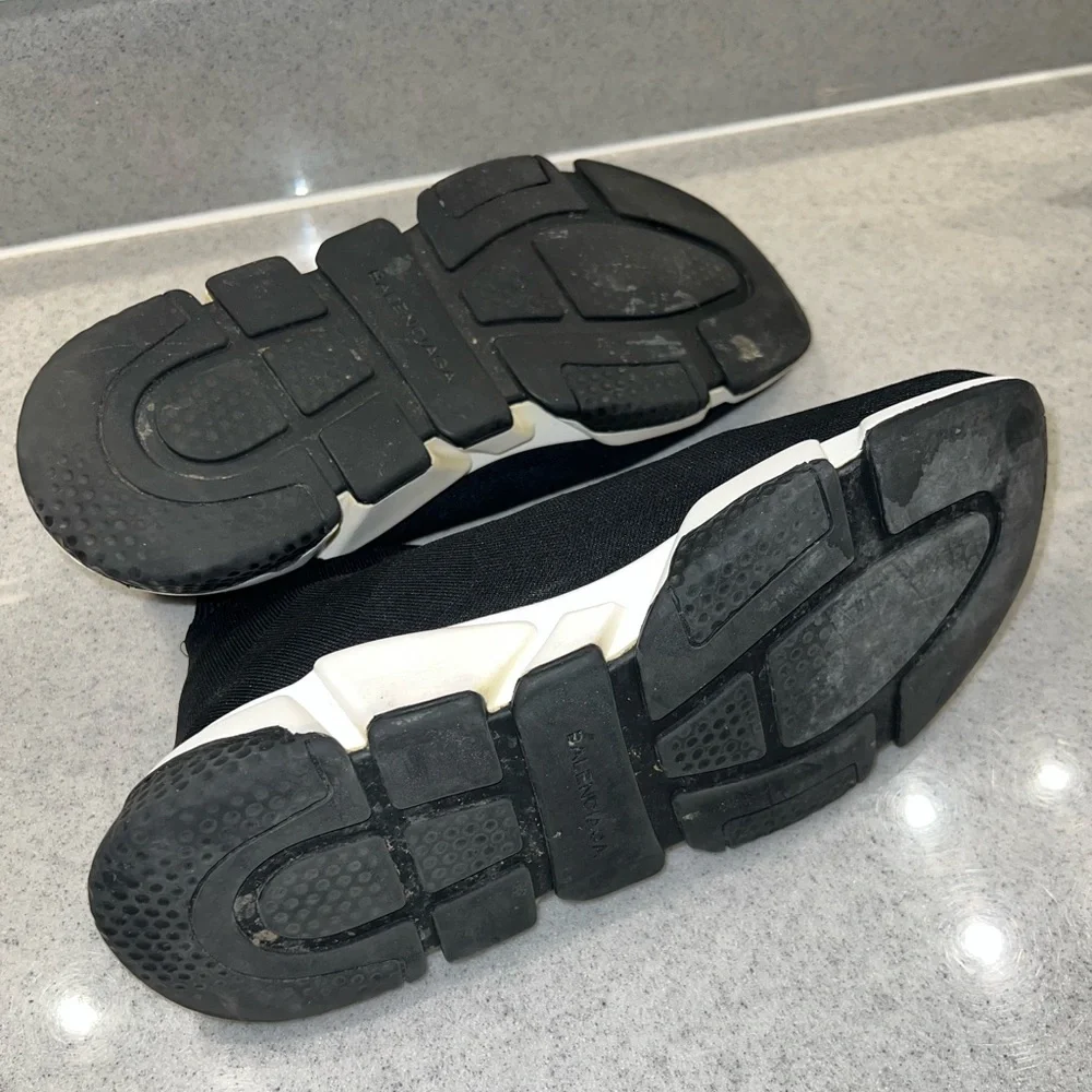 Balenciaga Black and White Knit Sneakers - Picture 12 of 12